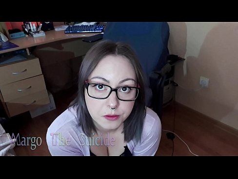 ❤️ Sexy Girl with Glasses Sucks Dildo Deeply on Camera ❤ Seks berkualitas pada kami